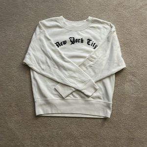 American Eagle - White New York City Crewneck